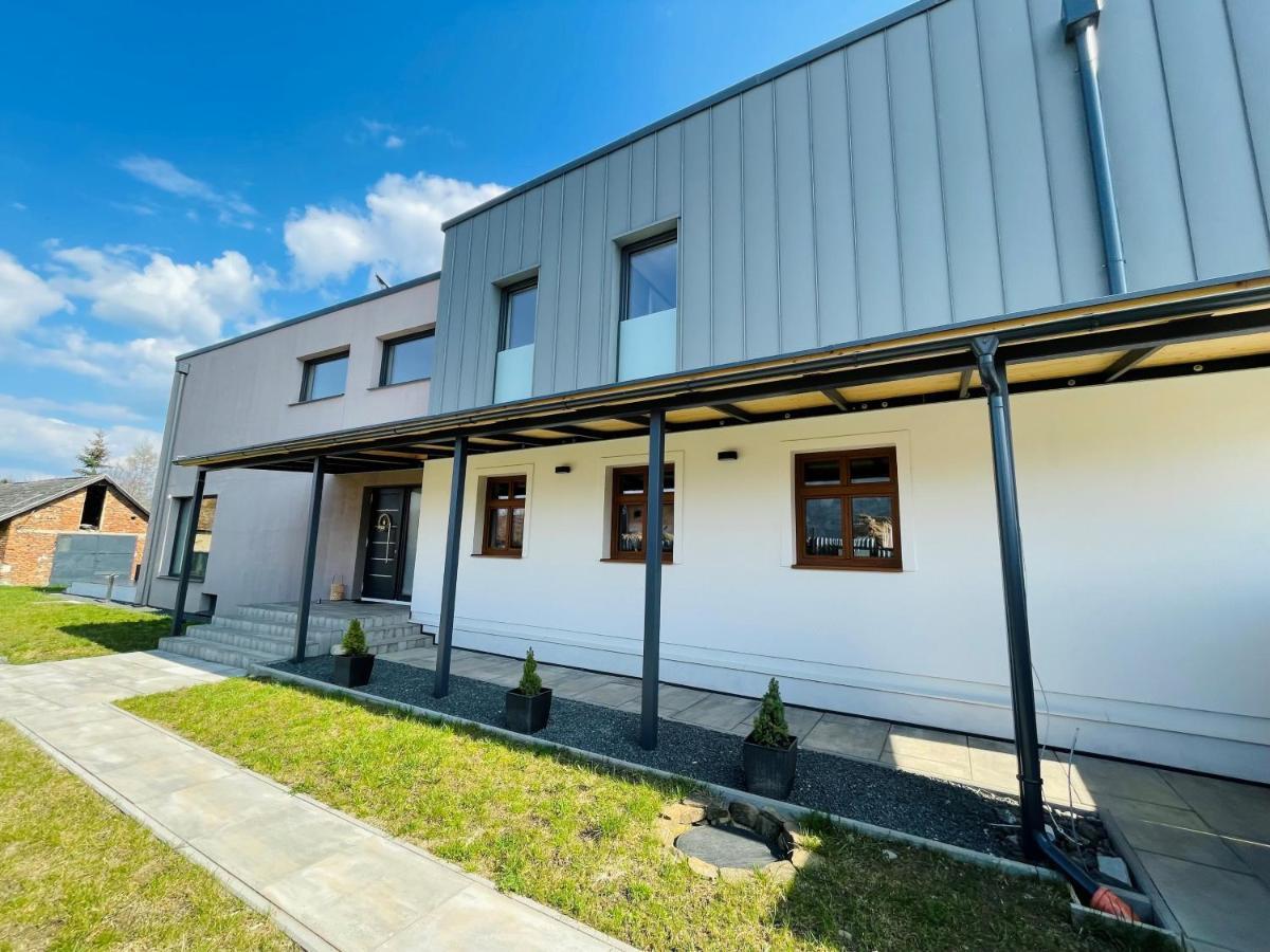 Apartmany 400 Велика Ломниця Екстер'єр фото